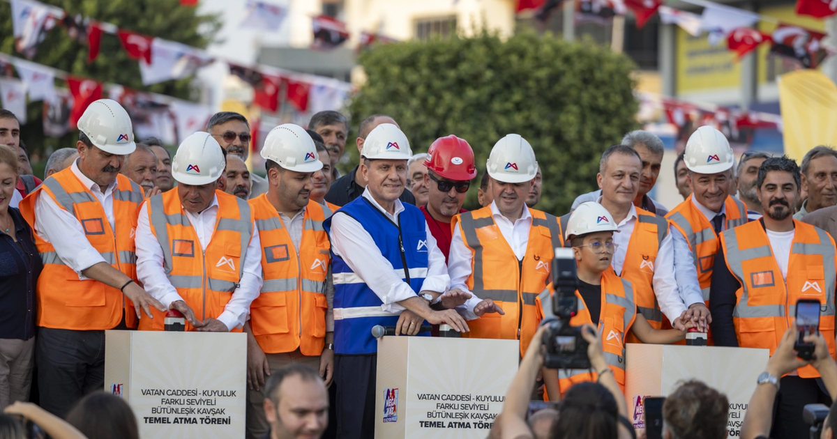 Mersin’de ulaşım için dev yatırım! Vatan Caddesi-Kuyuluk Kavşağı’nın temeli atıldı Haber gorseli